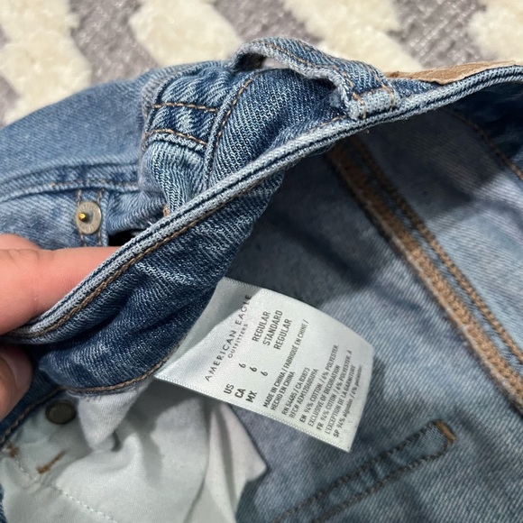 American Eagle‎ distressed mom jeans - Picture 6 of 10